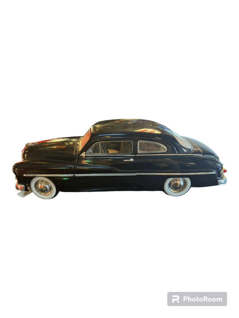 ERTL, 1949 Ford Mercury Coupe American Muscle Black scale
